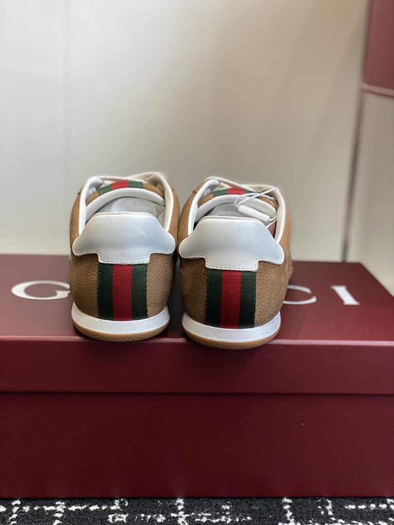 GC Sneakers