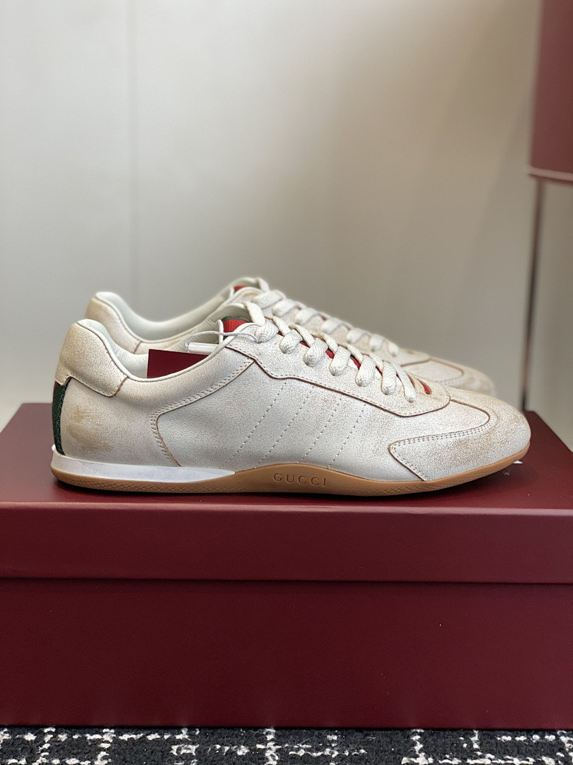 GC Sneakers