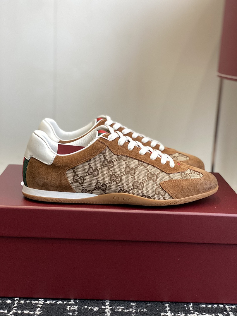 GC Sneakers