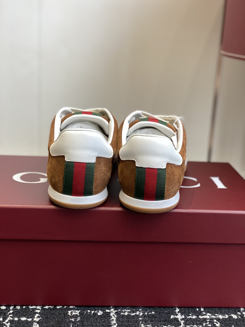 GC Sneakers