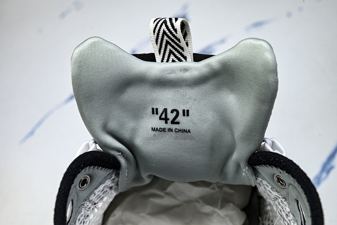OFF-WHITE BE RIGHT BACK