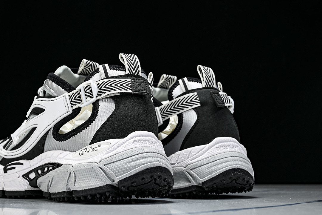 OFF-WHITE BE RIGHT BACK