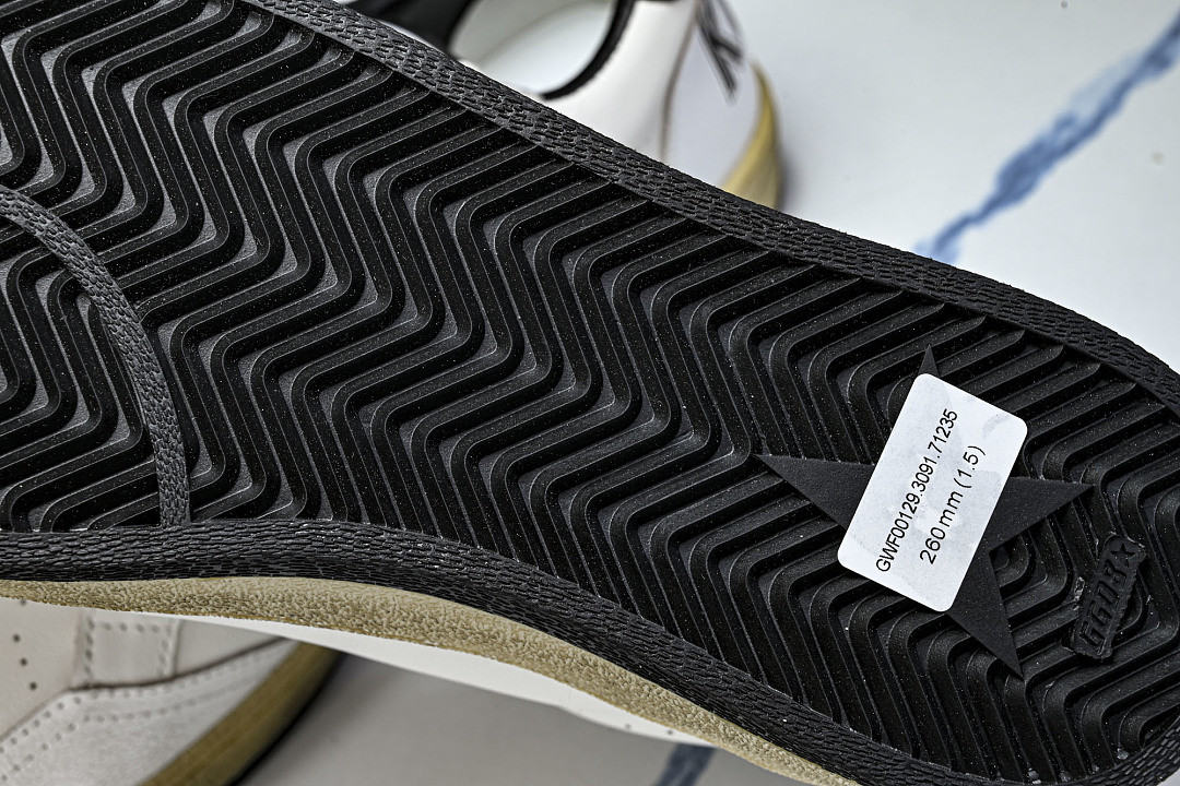 G0lden G0ose Sneakers GG-S001