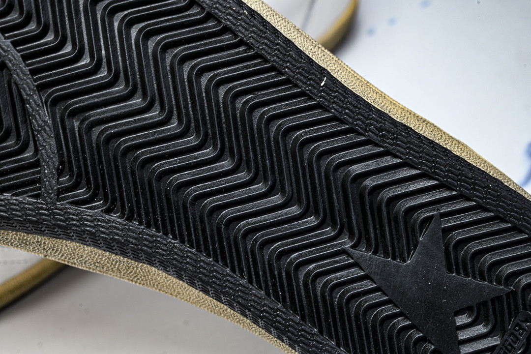 G0lden G0ose Sneakers GG-S004