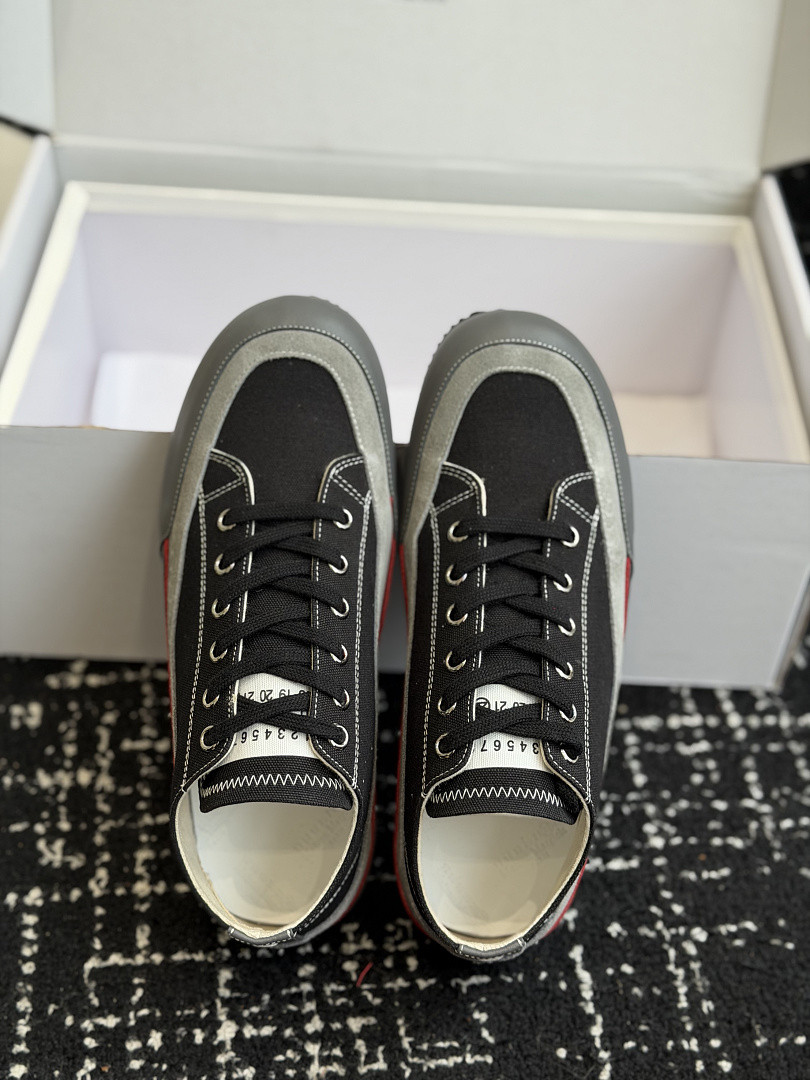 Ma1s0n Marg*e1a Sneakers