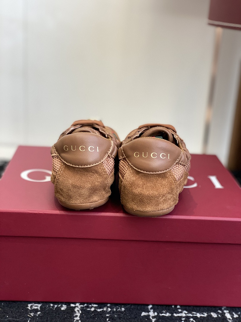 GC Sneakers