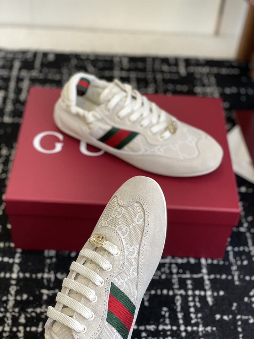 GC Sneakers