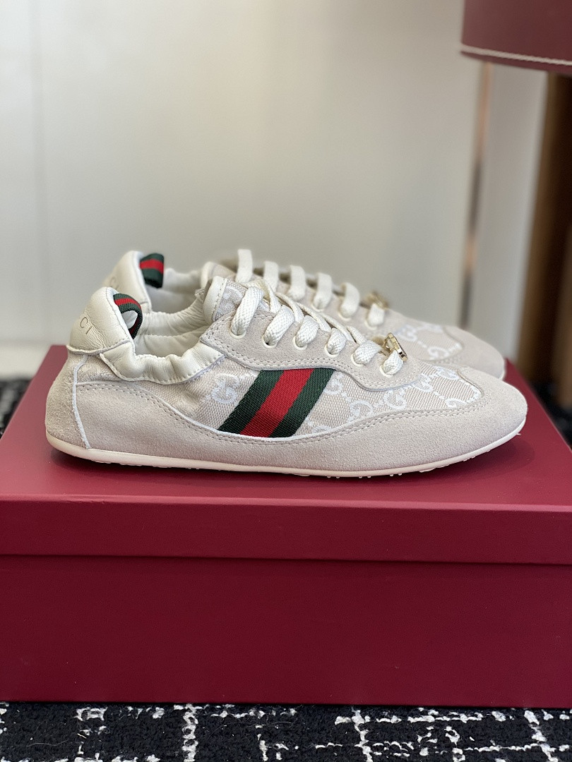 GC Sneakers
