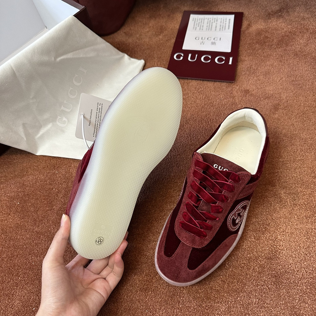 GC Sneakers