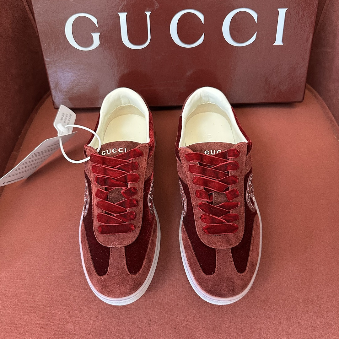 GC Sneakers