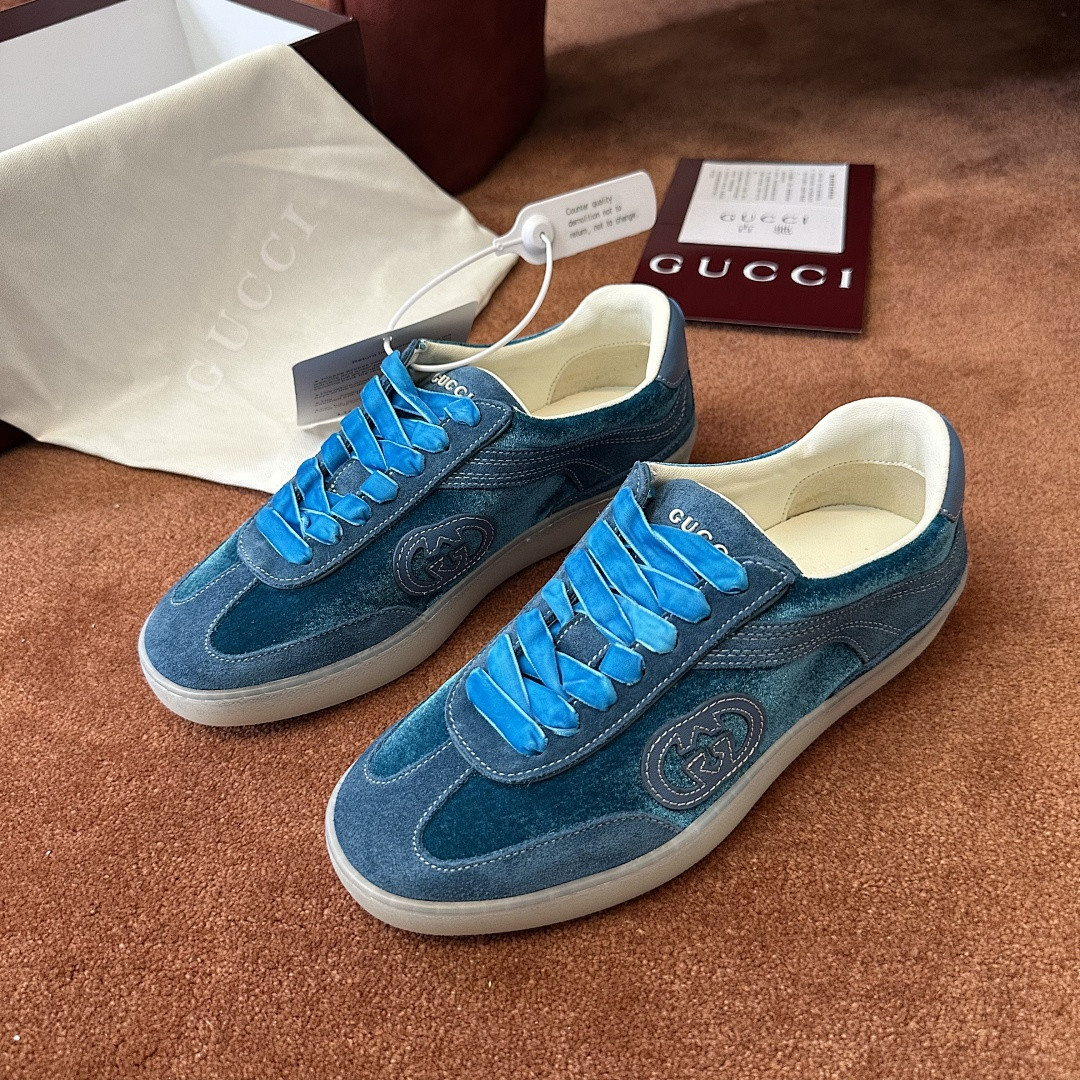 GC Sneakers