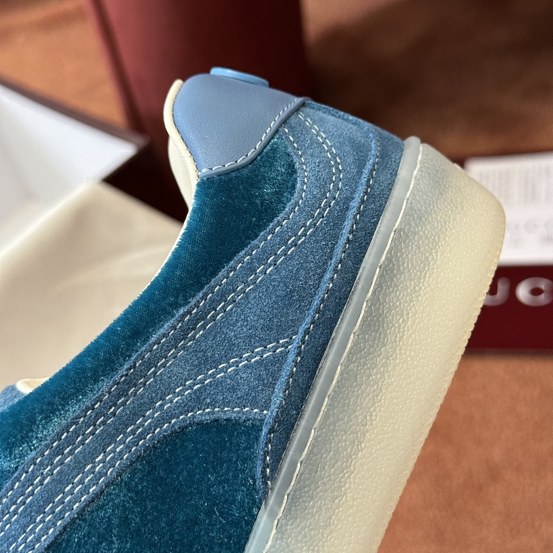 GC Sneakers