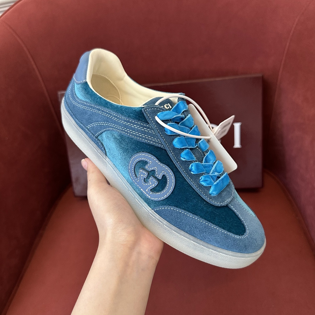 GC Sneakers