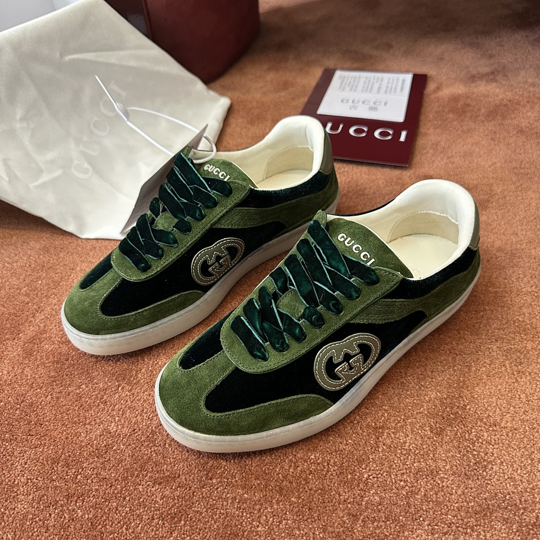 GC Sneakers