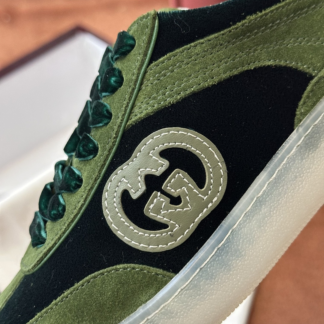 GC Sneakers