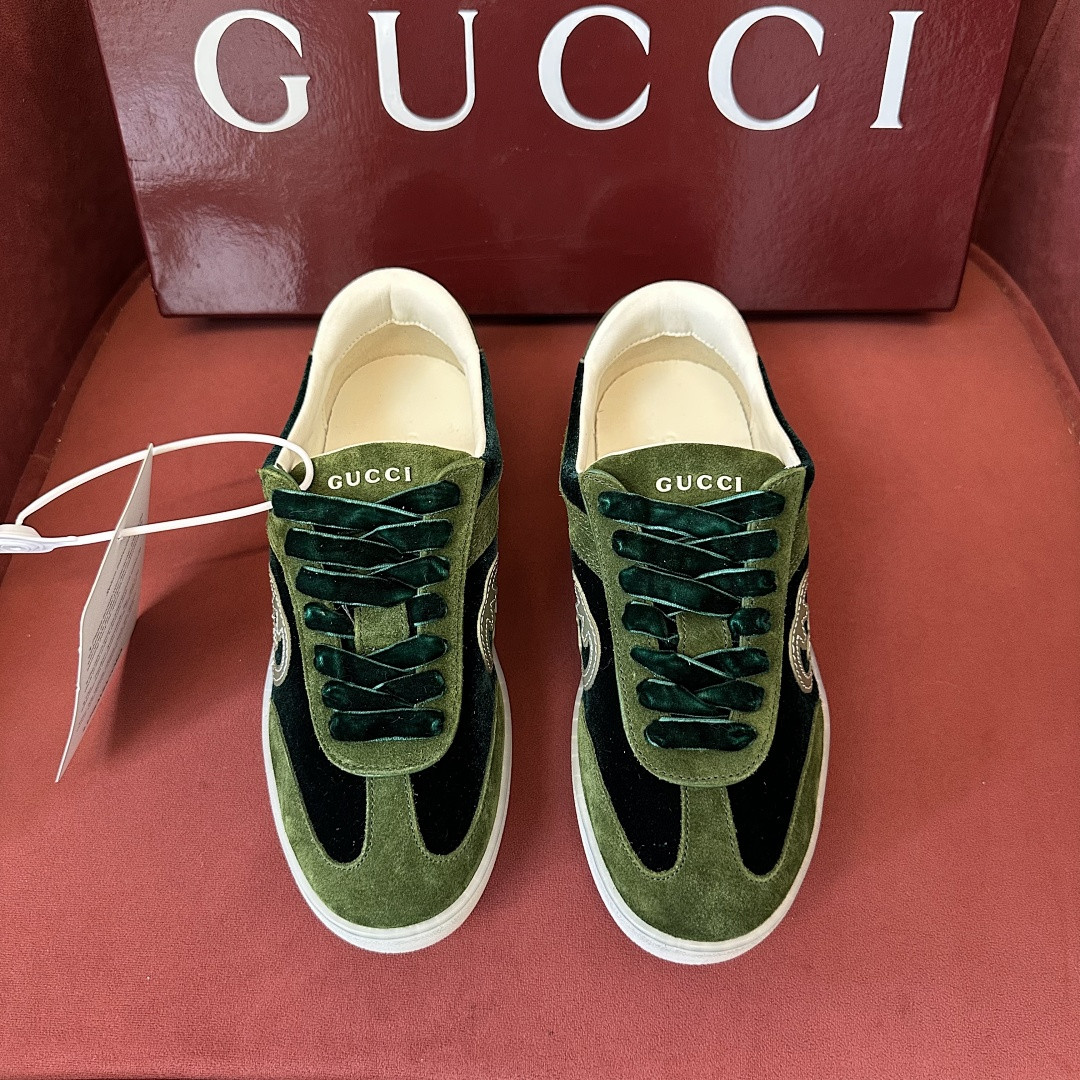 GC Sneakers