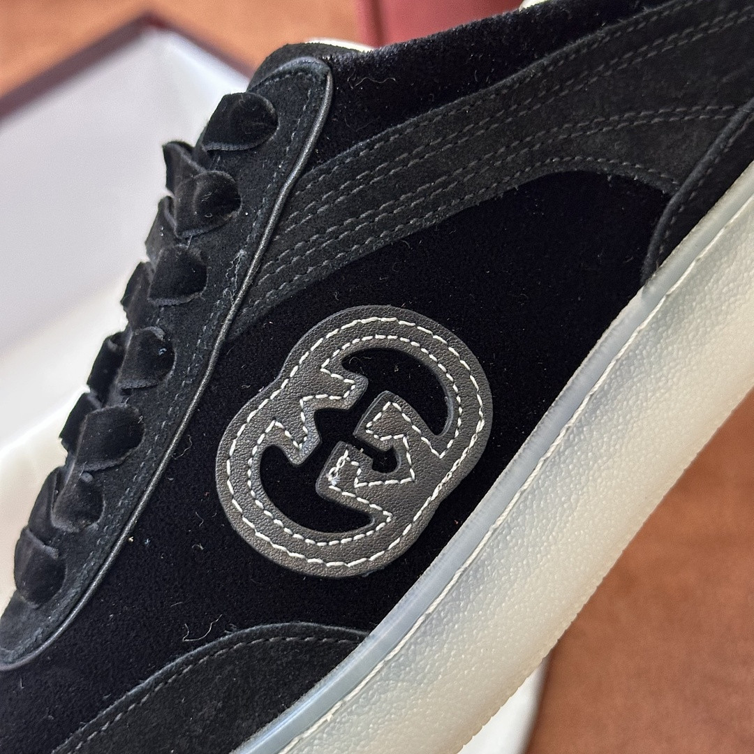 GC Sneakers