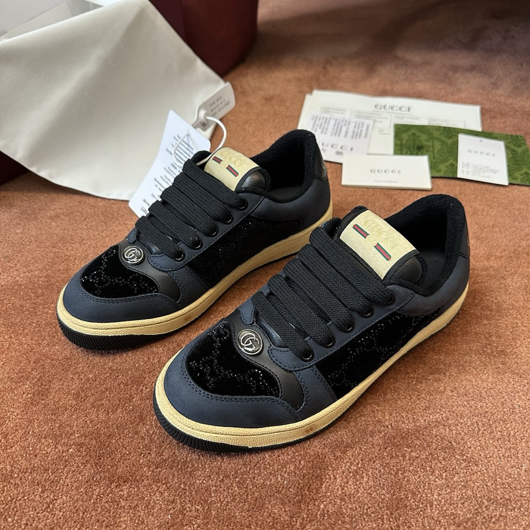 GC Sneakers