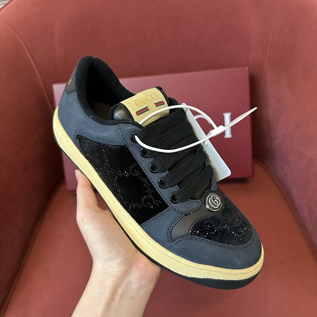 GC Sneakers