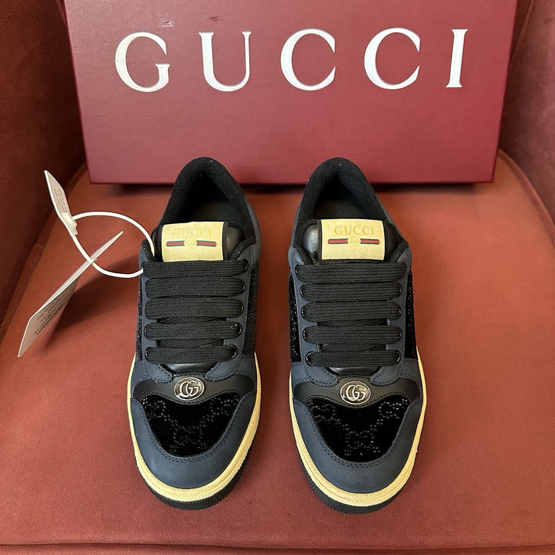 GC Sneakers