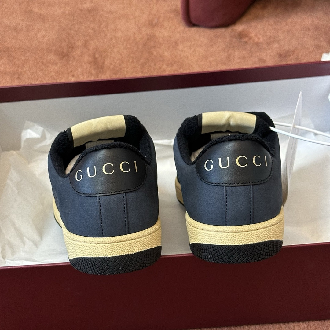 GC Sneakers