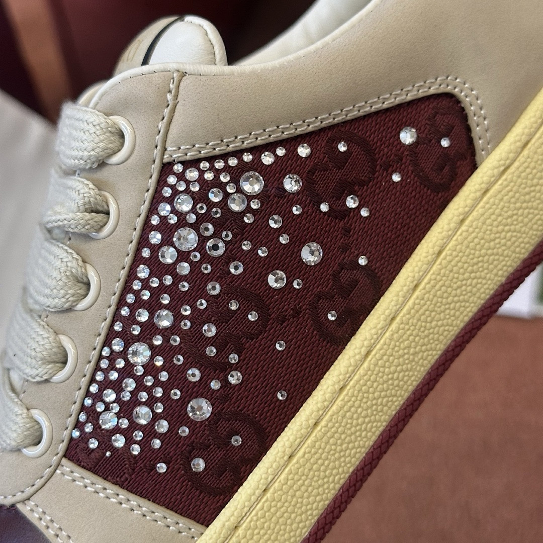 GC Sneakers