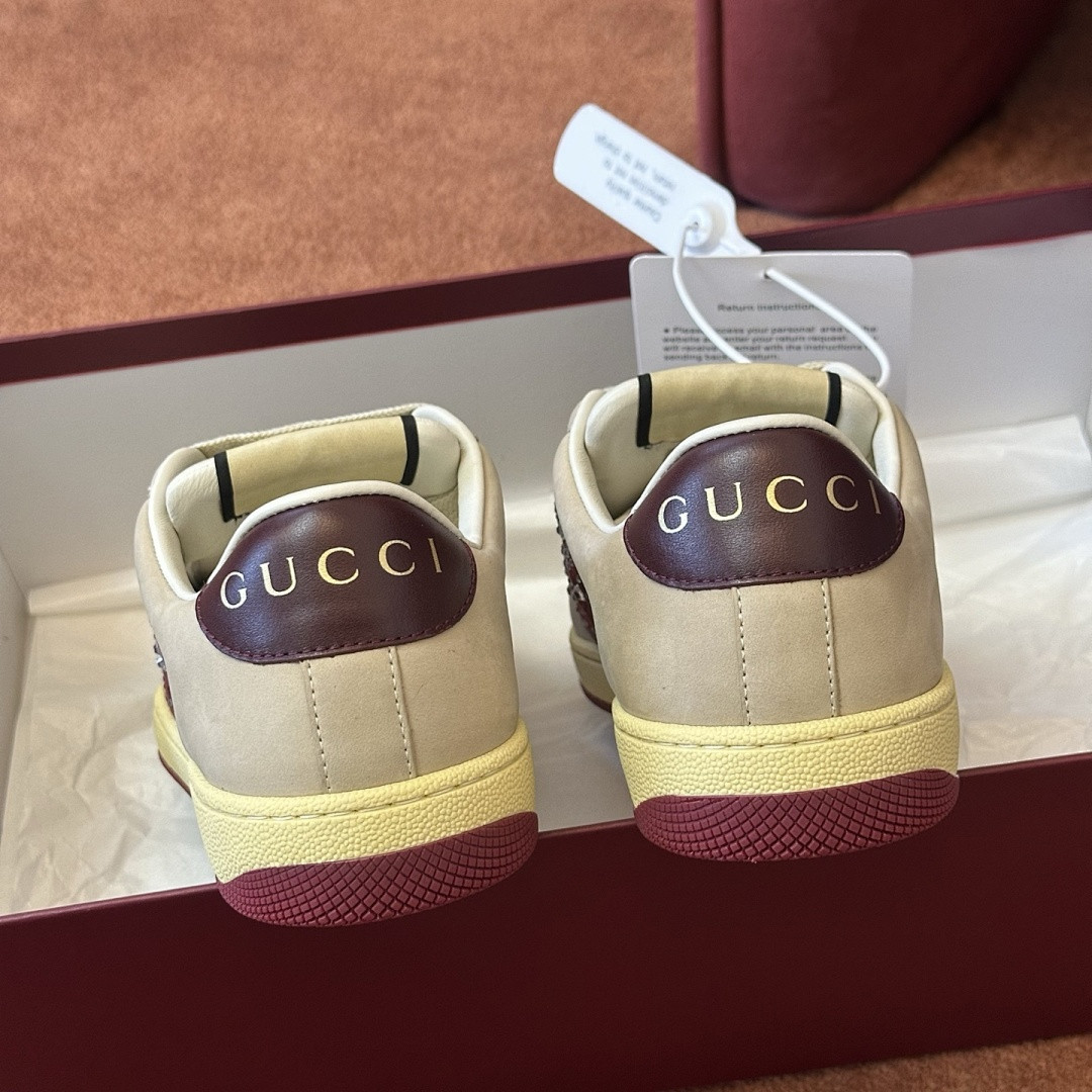 GC Sneakers