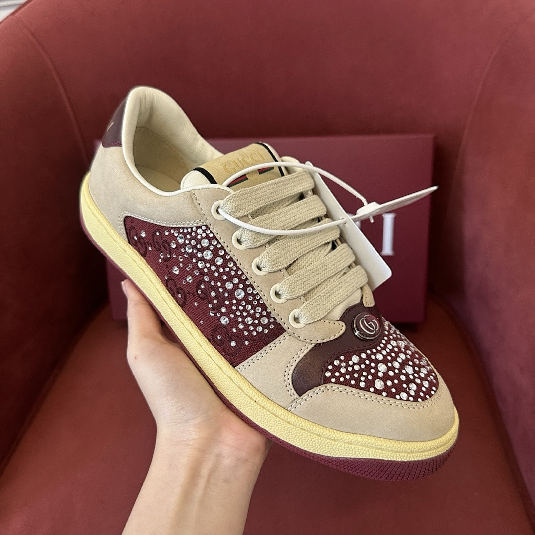 GC Sneakers
