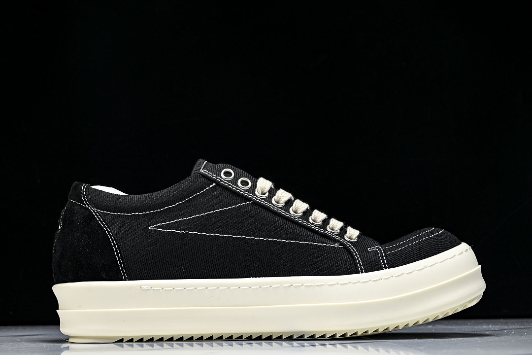 RO Sneakers