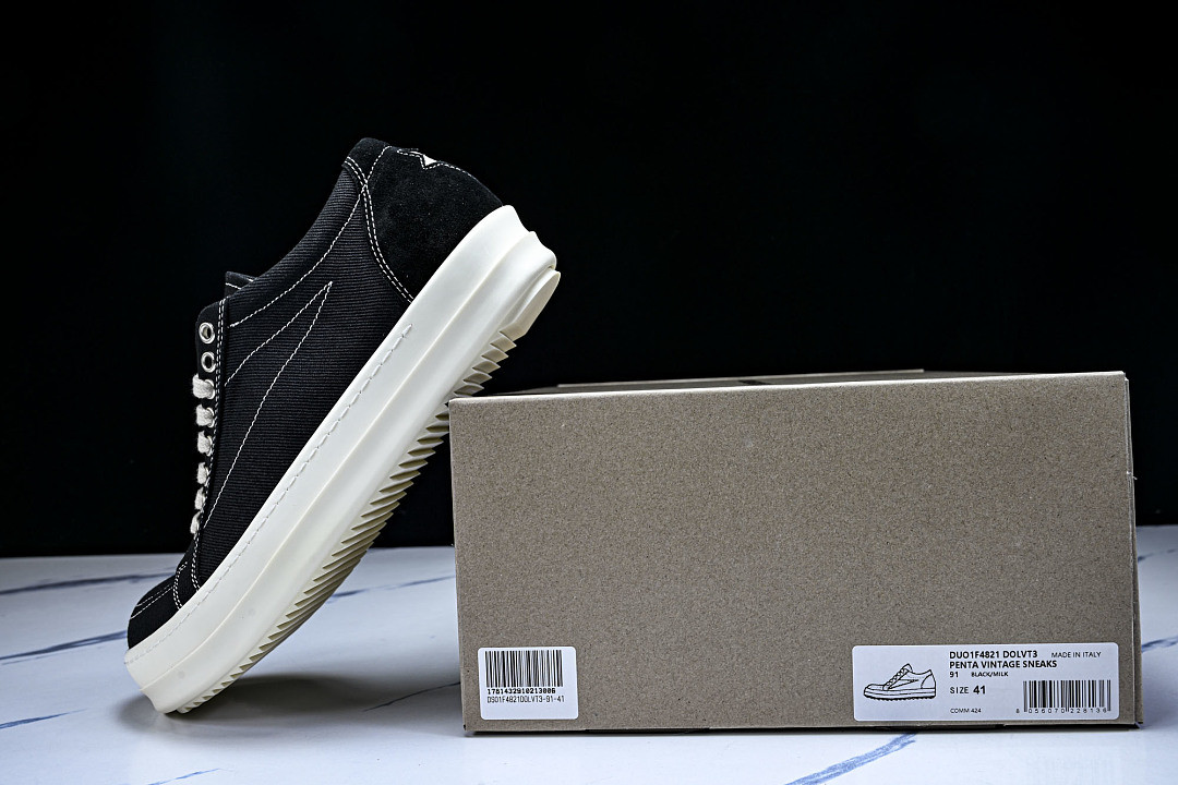 RO Sneakers