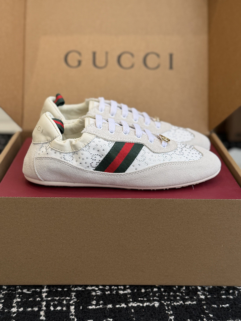 GC Sneakers