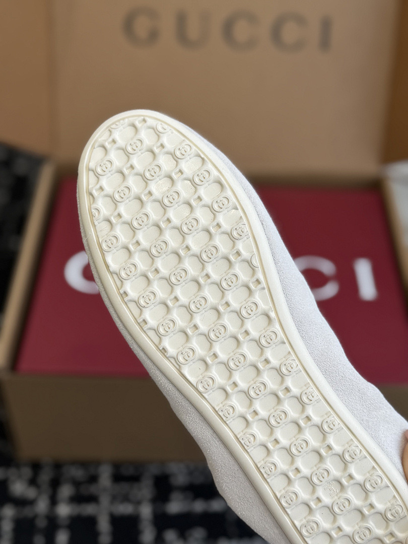 GC Sneakers