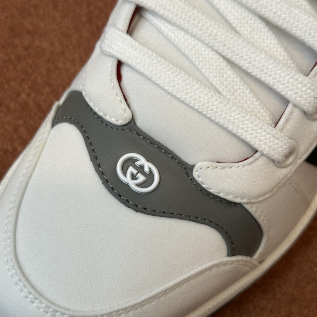 GC Sneakers