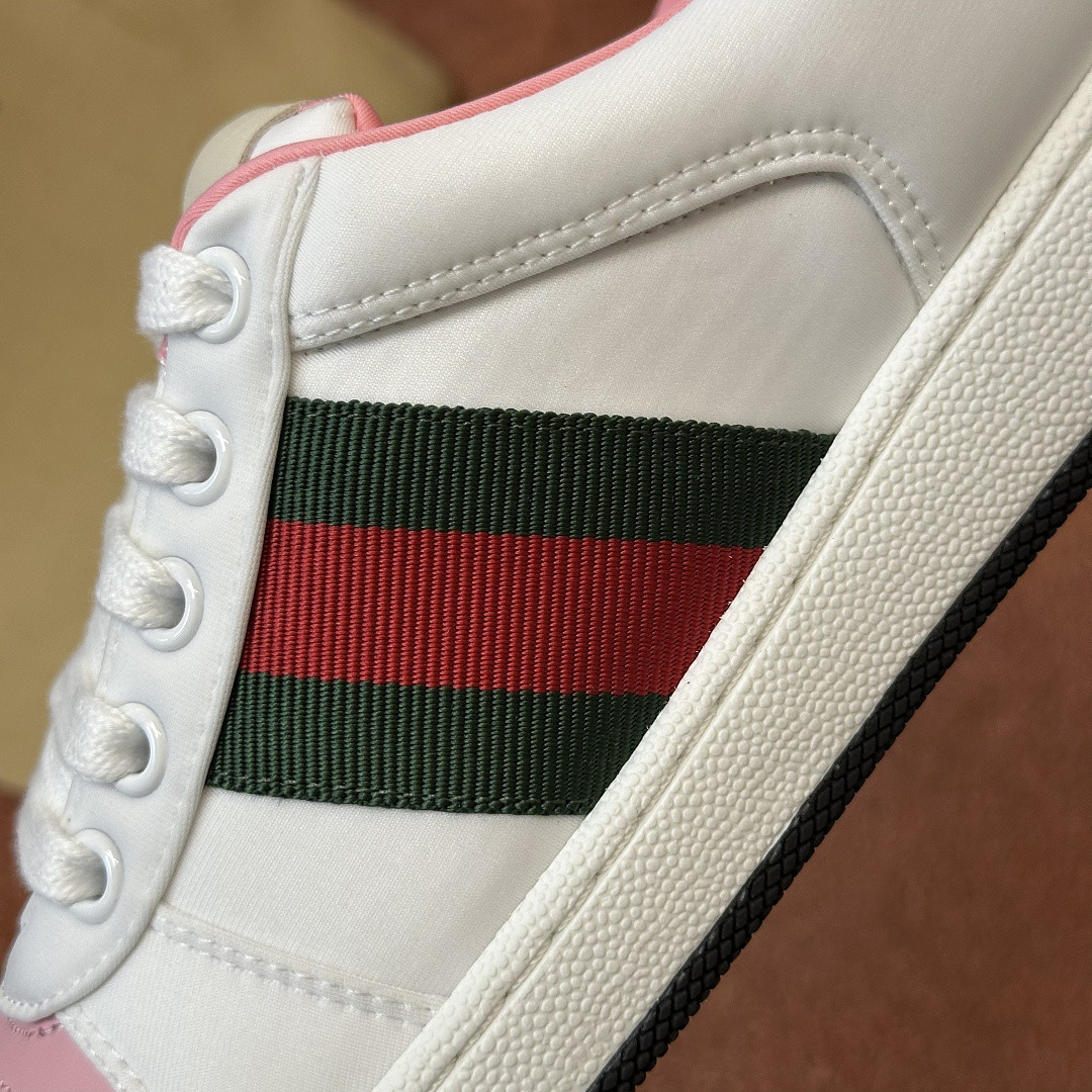 GC Sneakers