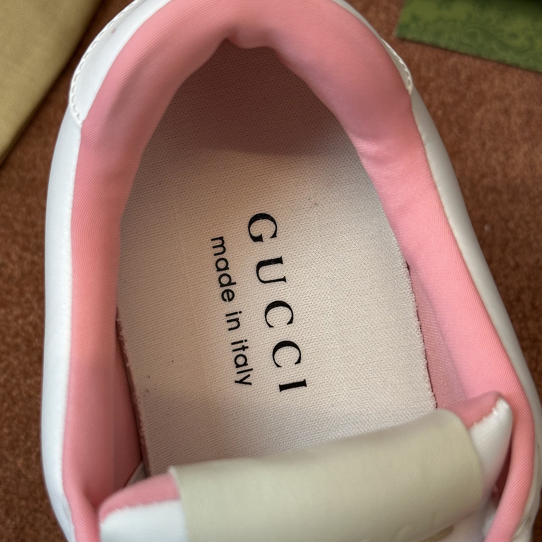 GC Sneakers