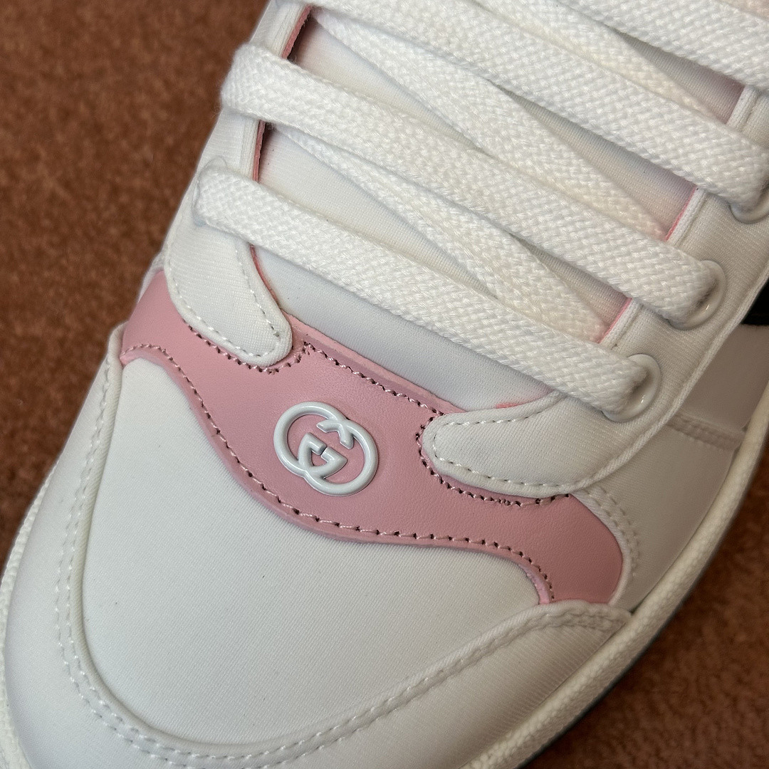 GC Sneakers