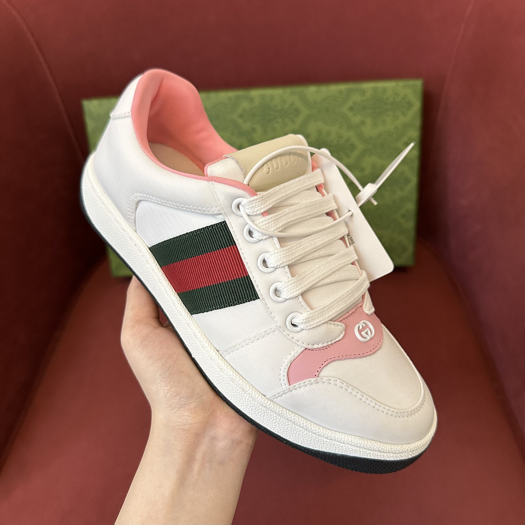 GC Sneakers