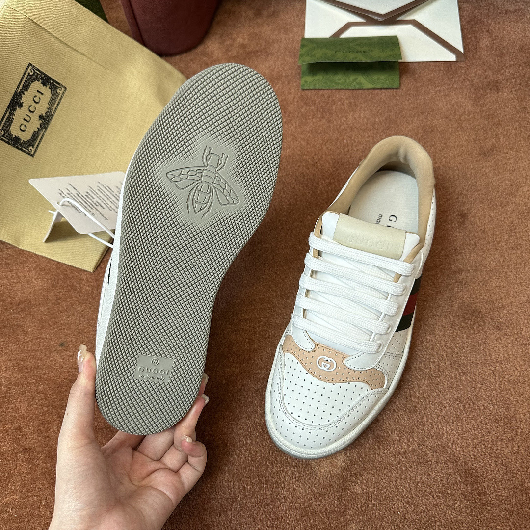 GC Sneakers