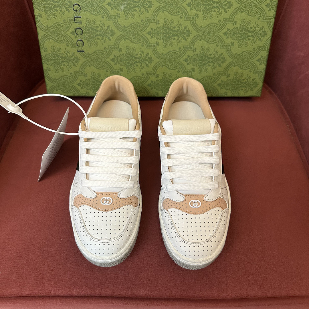 GC Sneakers