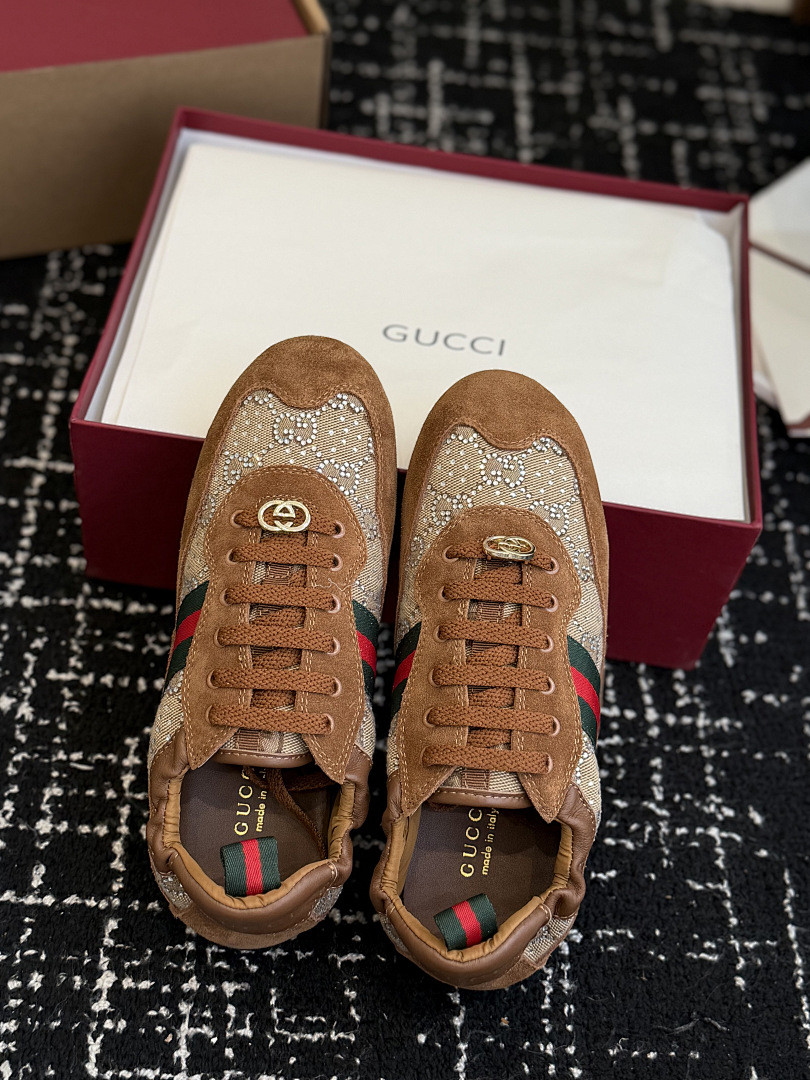 GC Sneakers