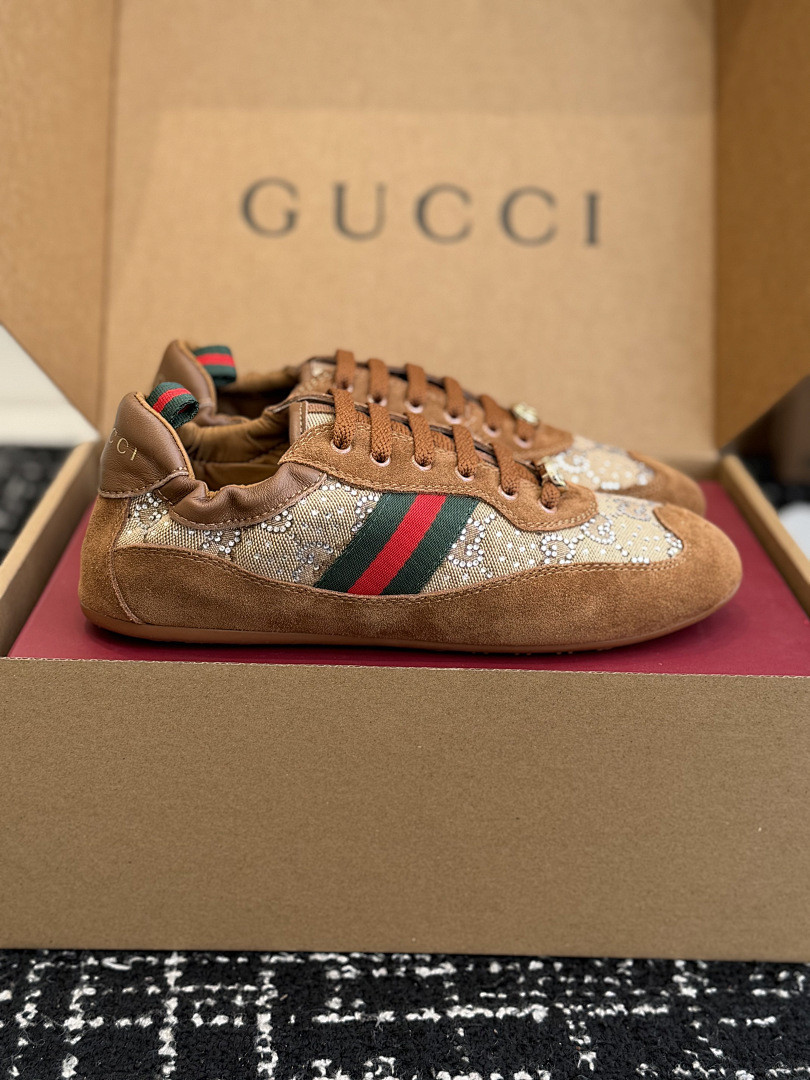 GC Sneakers