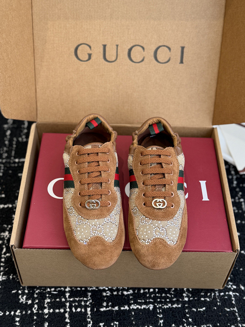 GC Sneakers