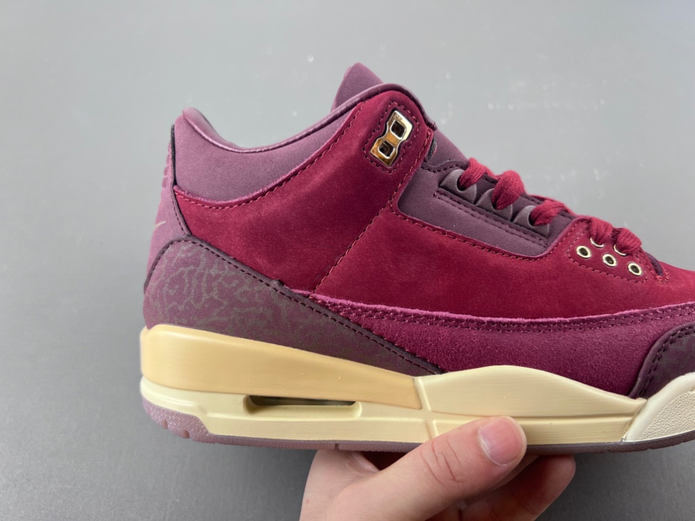 Air Jordan 3「BIN 23」IO7744-600