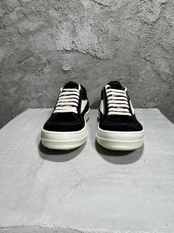 RO Sneakers
