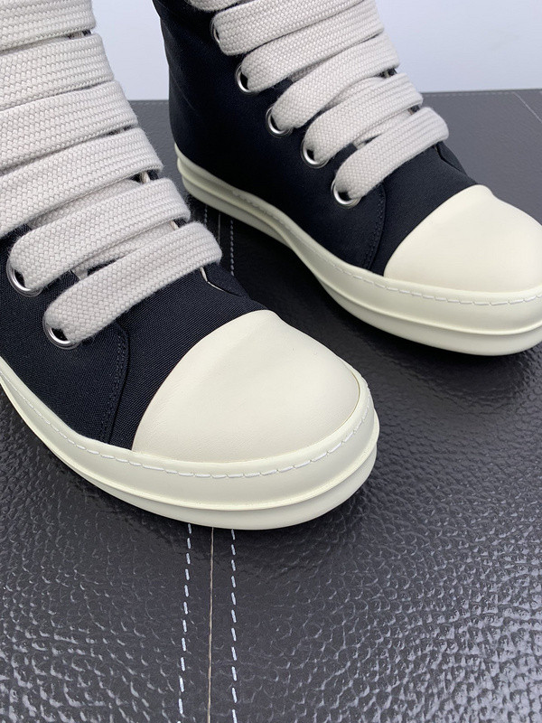 RO Sneakers