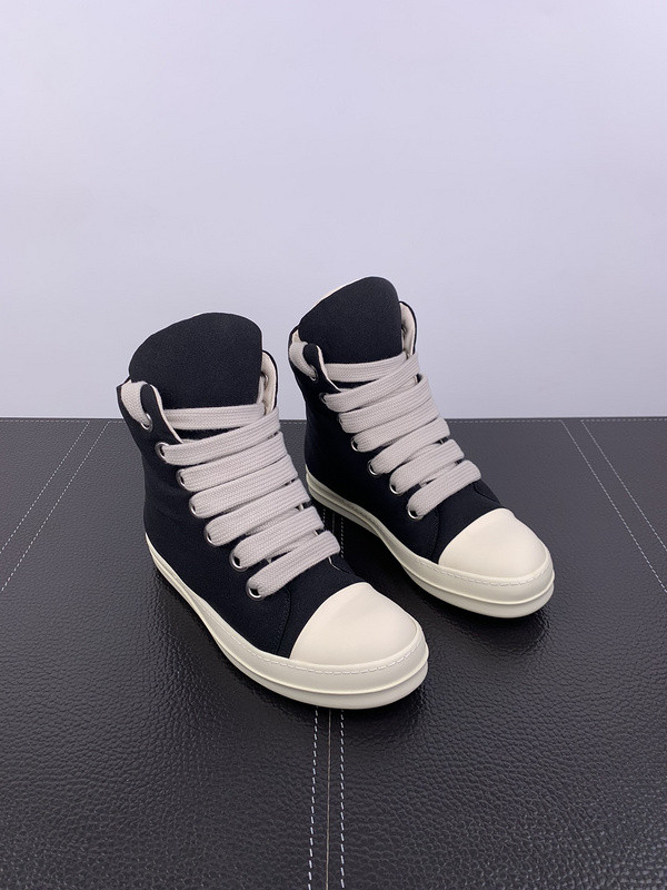 RO Sneakers