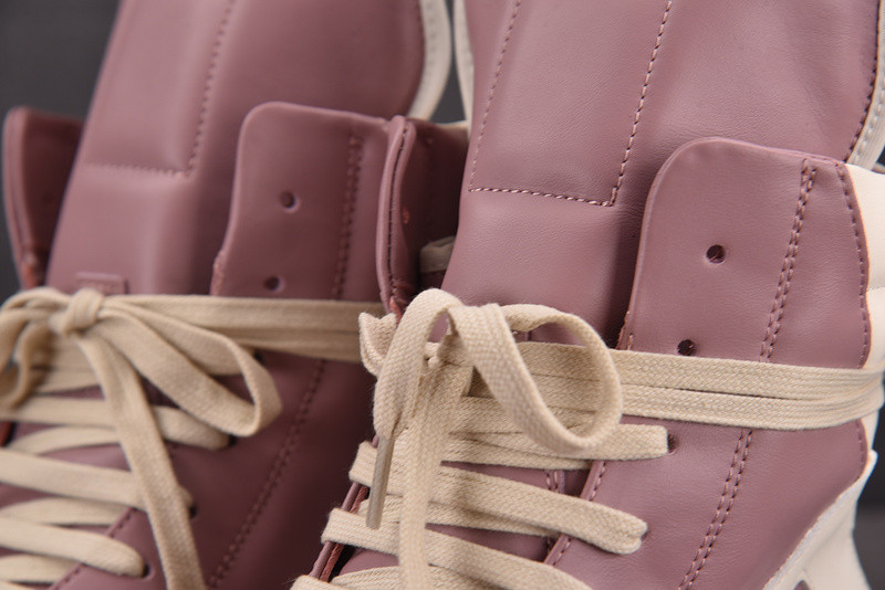 RO Sneakers