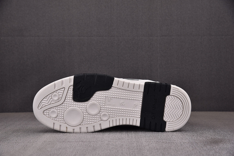 Off White GYM Sneaker