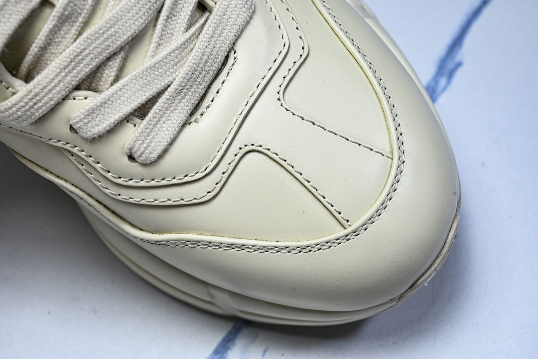 GC Sneakers