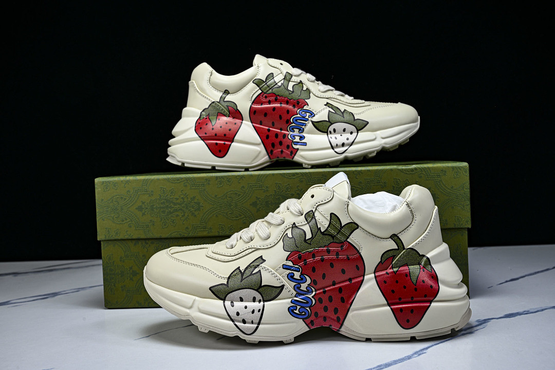 GC Sneakers
